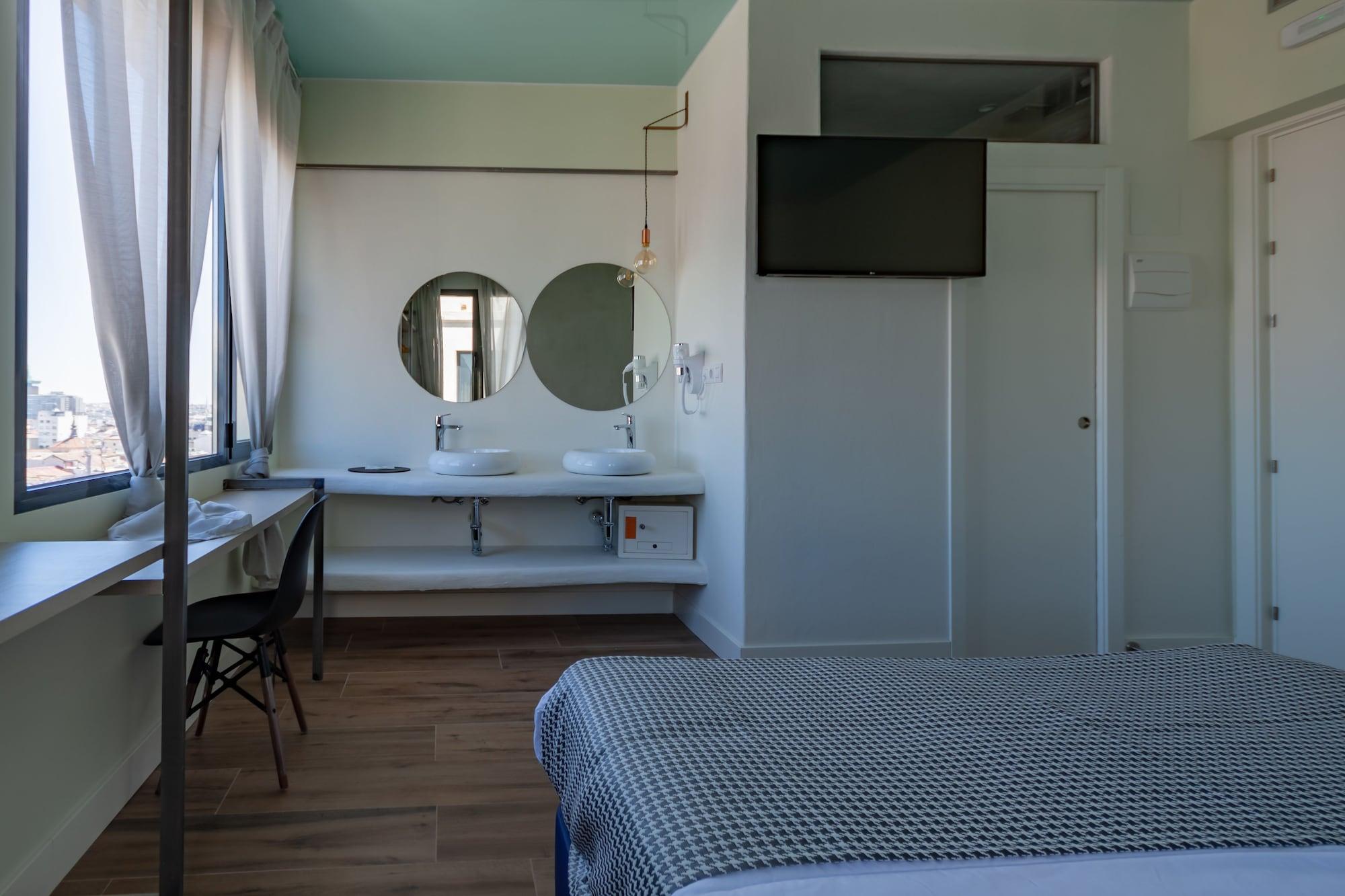 Hostal Charlotte-gran Via