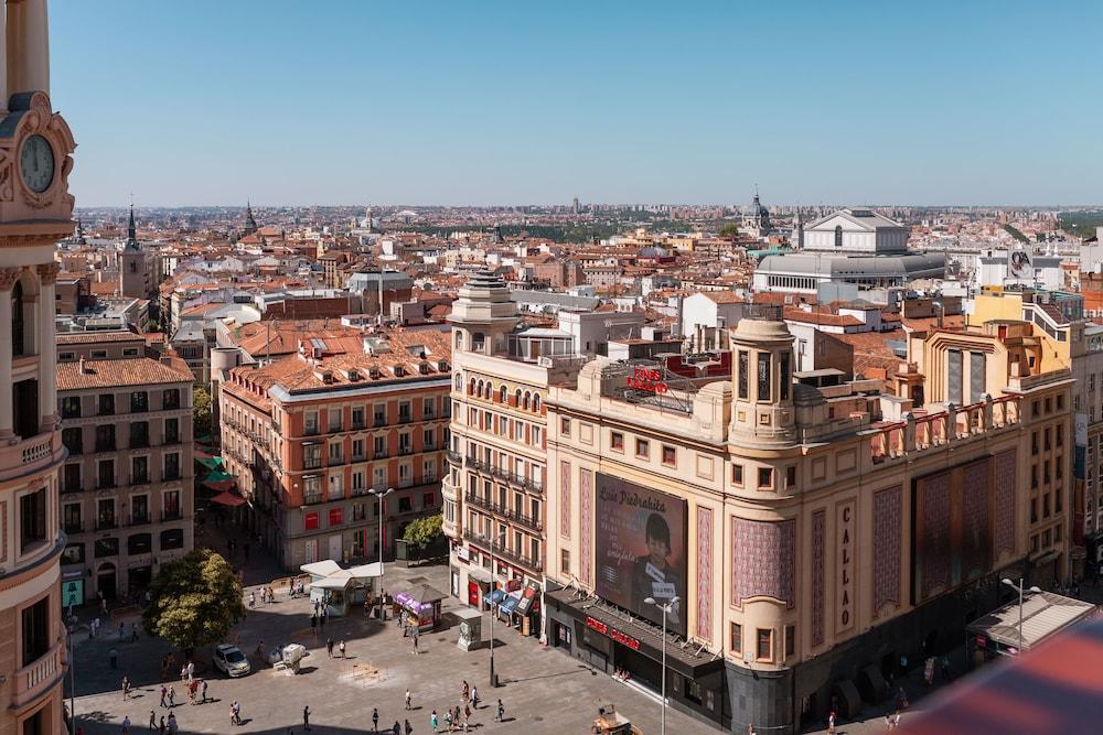 Charlotte-gran Via Hostal Madrid