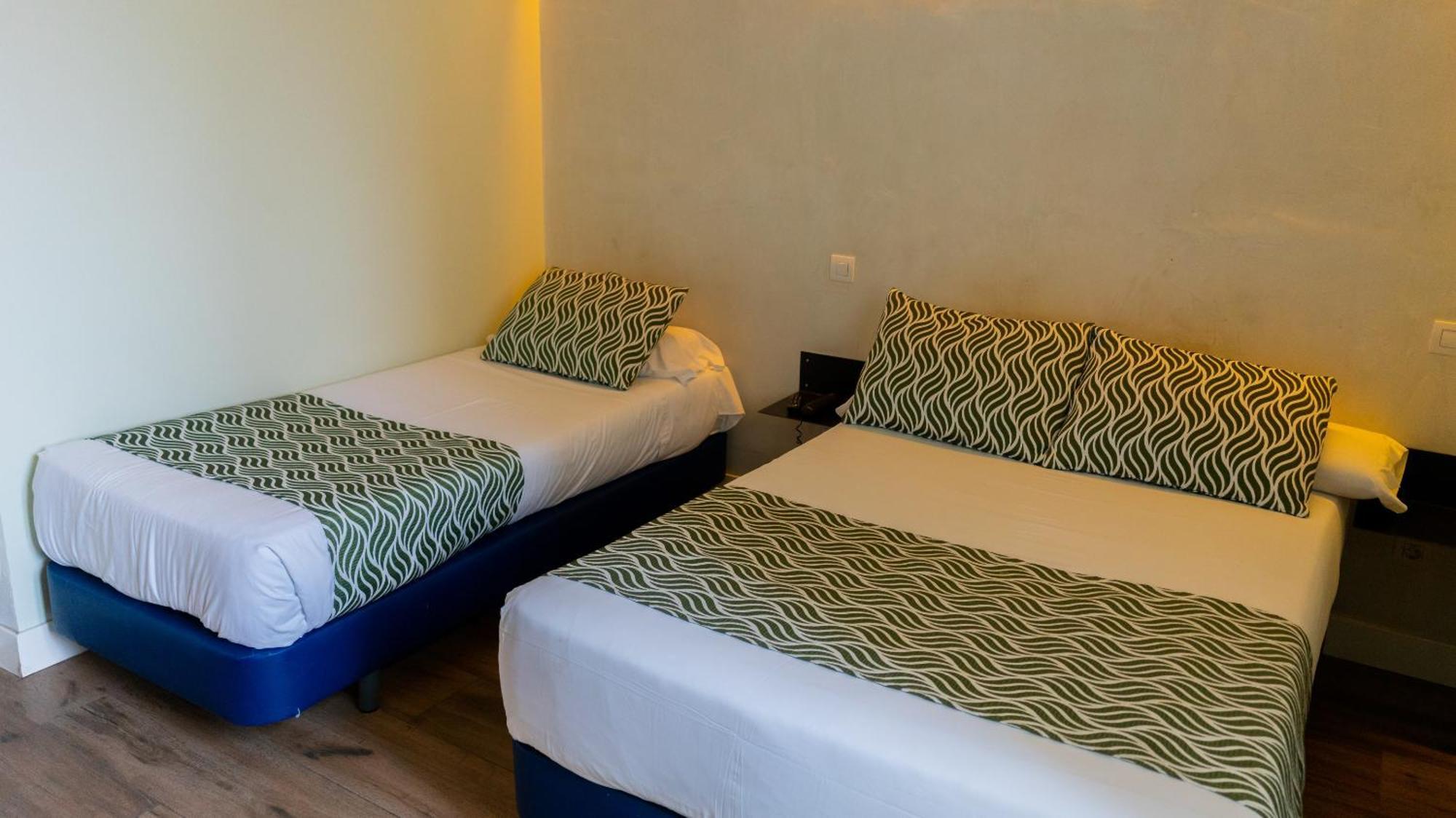 Hostal Charlotte-gran Via